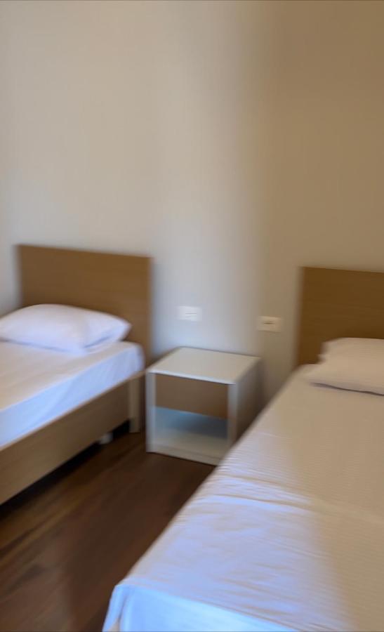 Vila Alba 1 Korça Exteriör bild