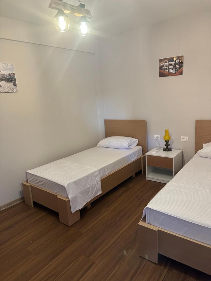 Vila Alba 1 Korça Exteriör bild